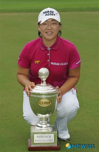 신지애, 메트라이프 한국경제 KLPGA 챔피언십 우승