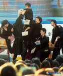 멋진 3단 격파 시범!