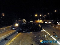 강변북로 차량전복사고
