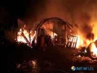우사 화재… 소는 모두 구조