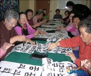 문맹탈출…까막눈 할머니들은 ‘열공 중’