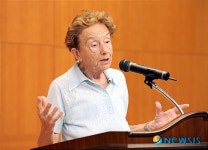 솔랑주 회장, 세계 건축흐름과 전망 특강