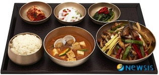 베니건스 인천공항점, 전통 한식 10종 선보여