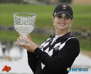 레카리, LPGA 첫 우승…이일희는 공동 15위