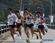 의암댐 구간을 지나 힘찬 레이스