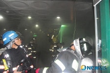 홍은동 홍제초등학교 기계실통로 화재