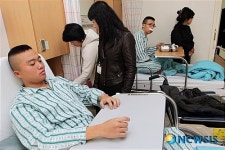 국군수도병원에서 치료중인 부상 장병들