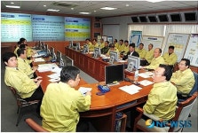 김관용 경북도지사, 구제역 확산방지 특별지시