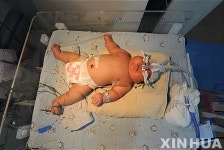 중국서 몸무게 5.5kg 우량아 탄생
