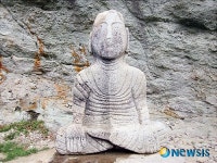 화순운주사지 내 천불천탑 기록으로 남긴다
