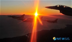 [2011새로운도전]동해 상공 누비는 KF-16