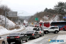 주차장된 도로