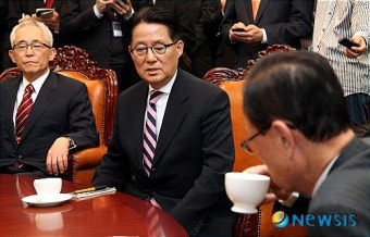 박희태 국회의장 항의방문한 야3당 원내대표들