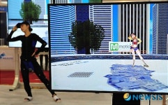 모션 캡쳐 시연해보는 업체 관계자