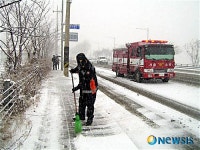 구로소방서, 개봉고가차도 및 8개소 제설작업 실시