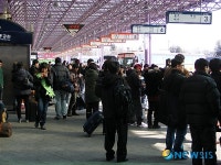 지금 출발합니다…귀성행렬 시작