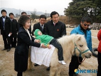 손학규 민주당 대표 경주 방문