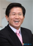 밝게 웃는 김문수 경기지사