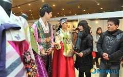 한복입고 웨딩촬영하세요