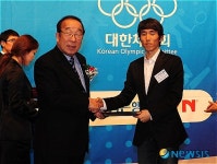 대한체육회 체육상 우수상 수상한 마라톤 지영준