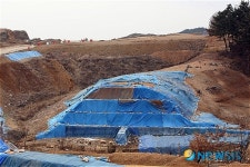 울산 약사 제방유적 방치…문화재 지정 서둘러야