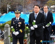 금마리 독립만세상 헌화