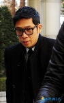 어두운 표정의 MC몽