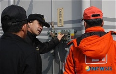 꼼꼼하게 현장 체크하는 강서소방서