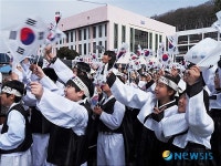 사천초교에 울려퍼진 ‘만세! 만세! 만세!’