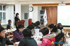 밀양 산동초, 이색 학부모 초청 교육설명회 눈길