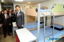 하이서울유스호스텔 객실 둘러보는 오세훈 시장