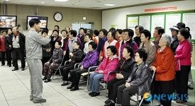 쌍용인근지역 주민초청 공장방문행사