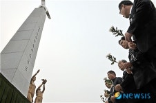 금양솔라제주4호 | 금양호 선원들을 위한 국화