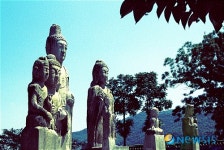 김운기씨의 용화사 미륵불.아름다운 청주 사진전