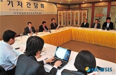 퍼시스發 가구업계 논란 일파만파