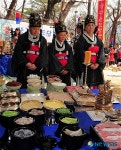 산신제 올리는 제관들