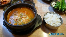 순대국과 얼큰이탕, 든든하여라 돼지냄새도 없고…