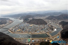 상공에서 바라본 아름다운 화천읍 전경
