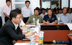 주전해안길 설명하는 김선조 동구청장 권한대행