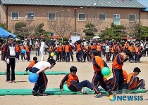 군산경포초 체육대회 빨리 터져라