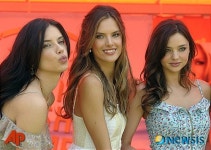 밤쉘 서머투어 시작이에요