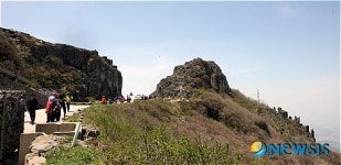 군 부대 주둔하는 무등산 정상