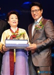 첼리스트 송영훈씨의 모친인 김훈씨