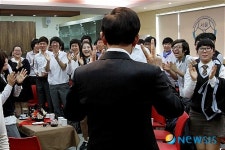 서울산업정보학교 방문한 이명박 대통령