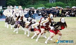 서울종합예술학교 응원단의 공연