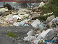 보령 해안도로 모텔 옆 1급 발암물질 석면 방치, 건강위협