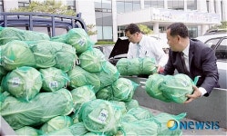 농산물 판로에 어려운 농가 돕는 밀양시 공무원