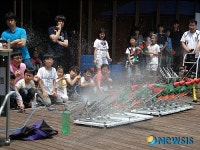 금강생태과학체험장서 물로켓발사대회 성료