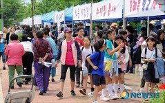 북적이는 민속단오절 한마당