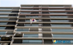 현충일과 태극기